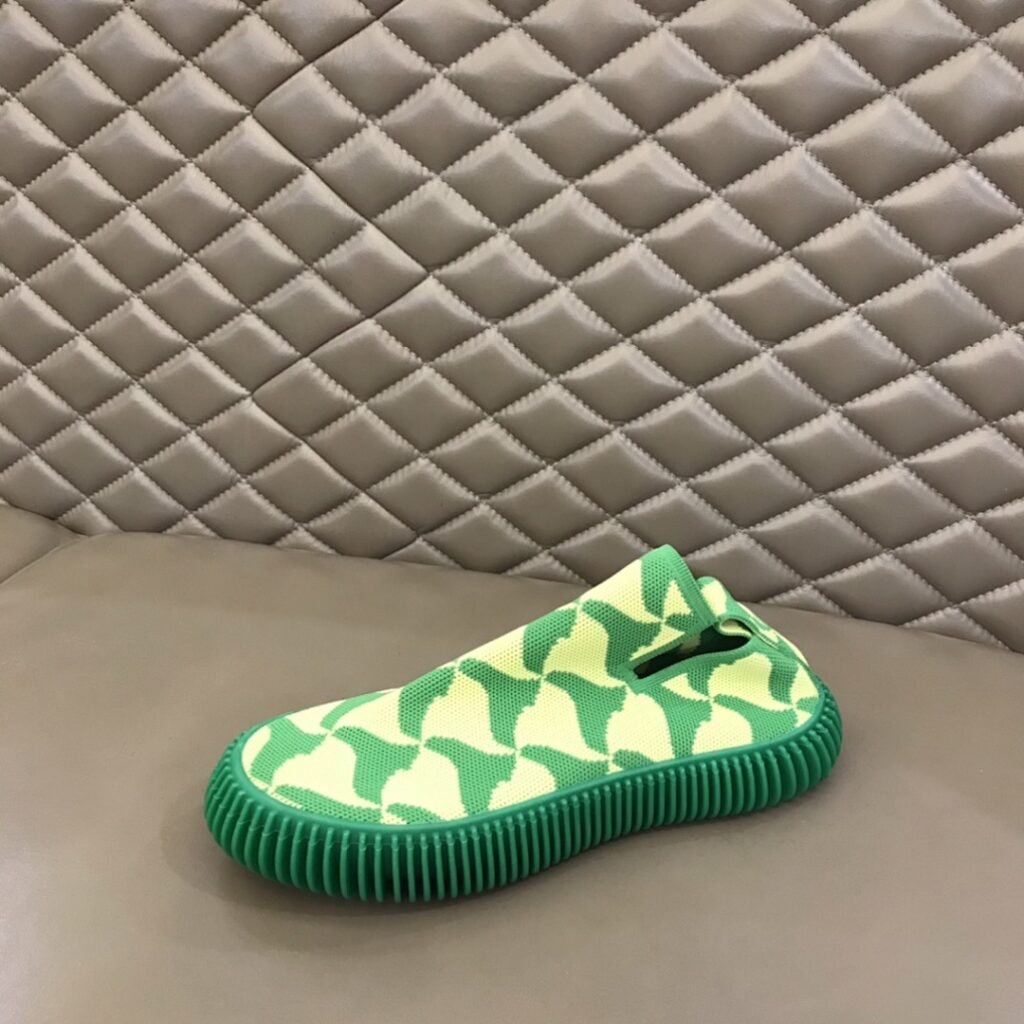 Bottega Veneta Shoe Style 2201127