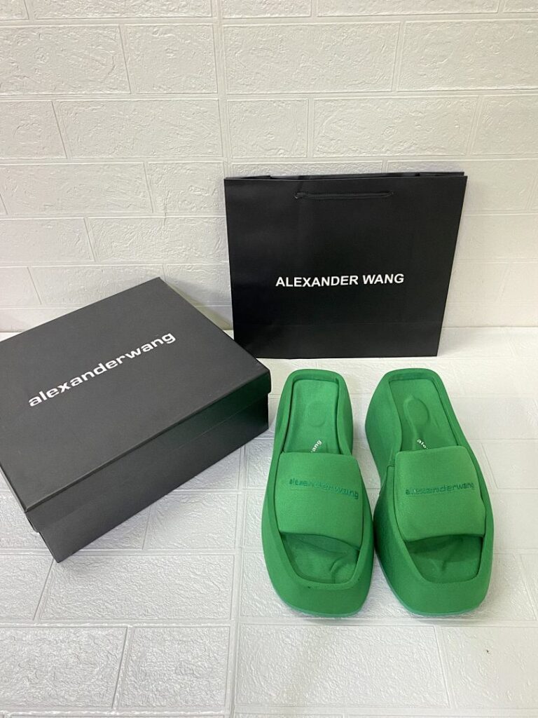 Shoe Style 1902729