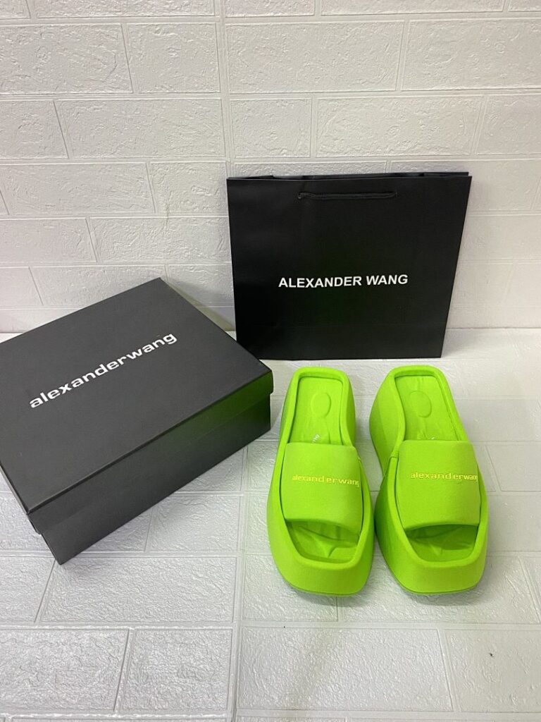 Shoe Style 1902729