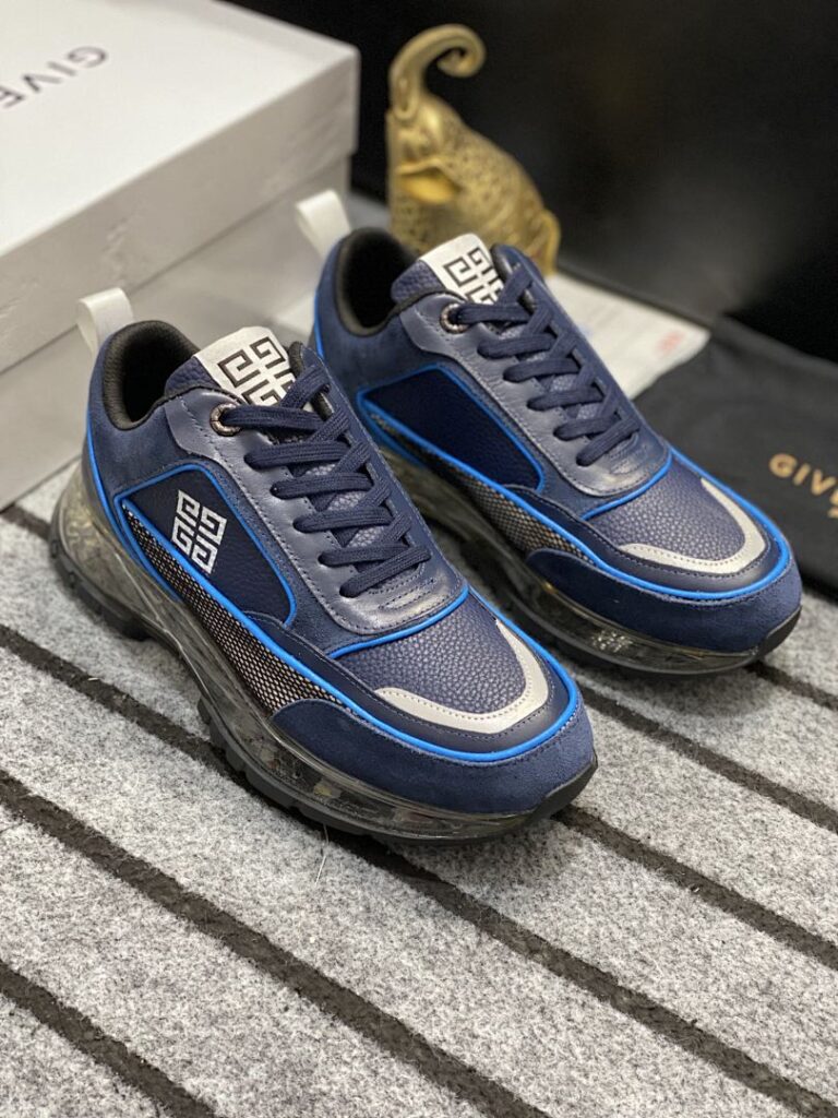 Givenchy Shoe Style 3101127