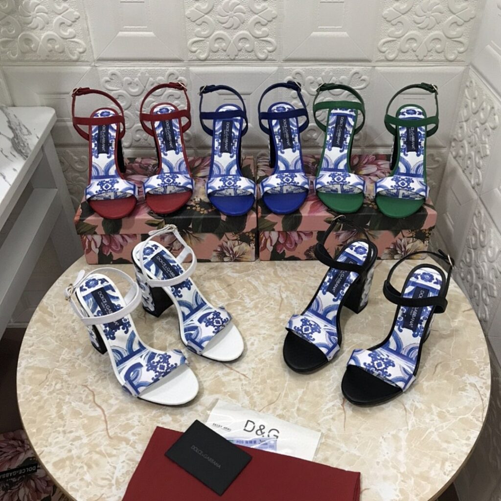 Dolce & Gabbana Shoe Style 4203227