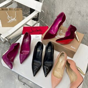 Christian Louboutin Shoe Style 2303301