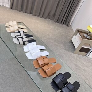 Bottega Veneta Shoe Style 1801117