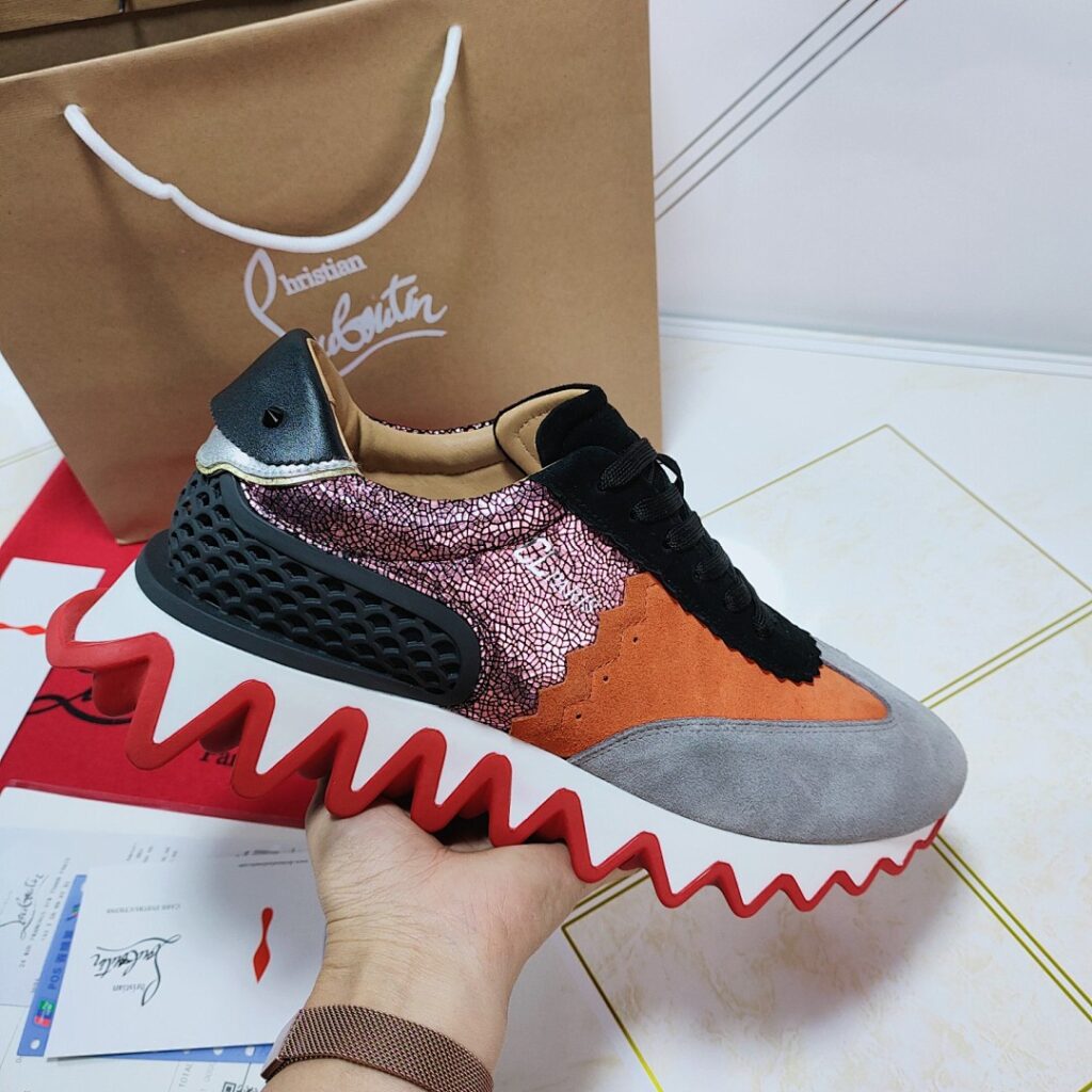 Christian Louboutin Shoe Style 3101130