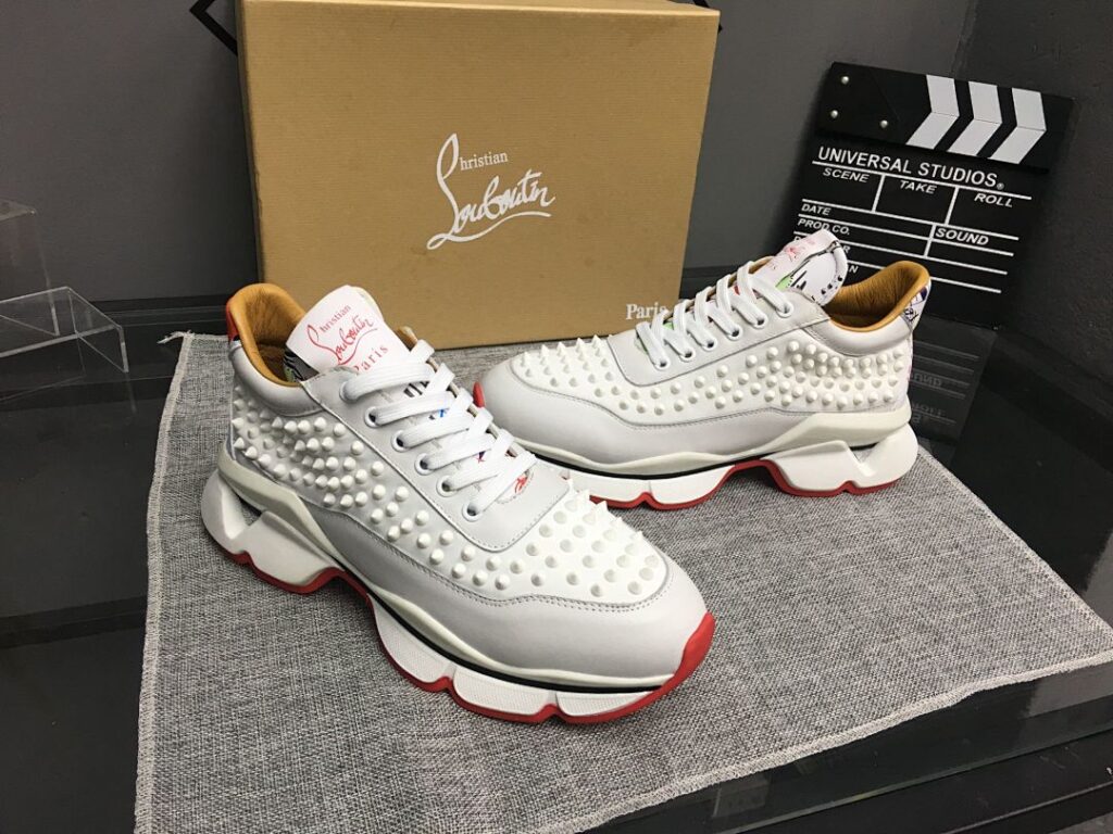 Christian Louboutin Shoe Style 3001130