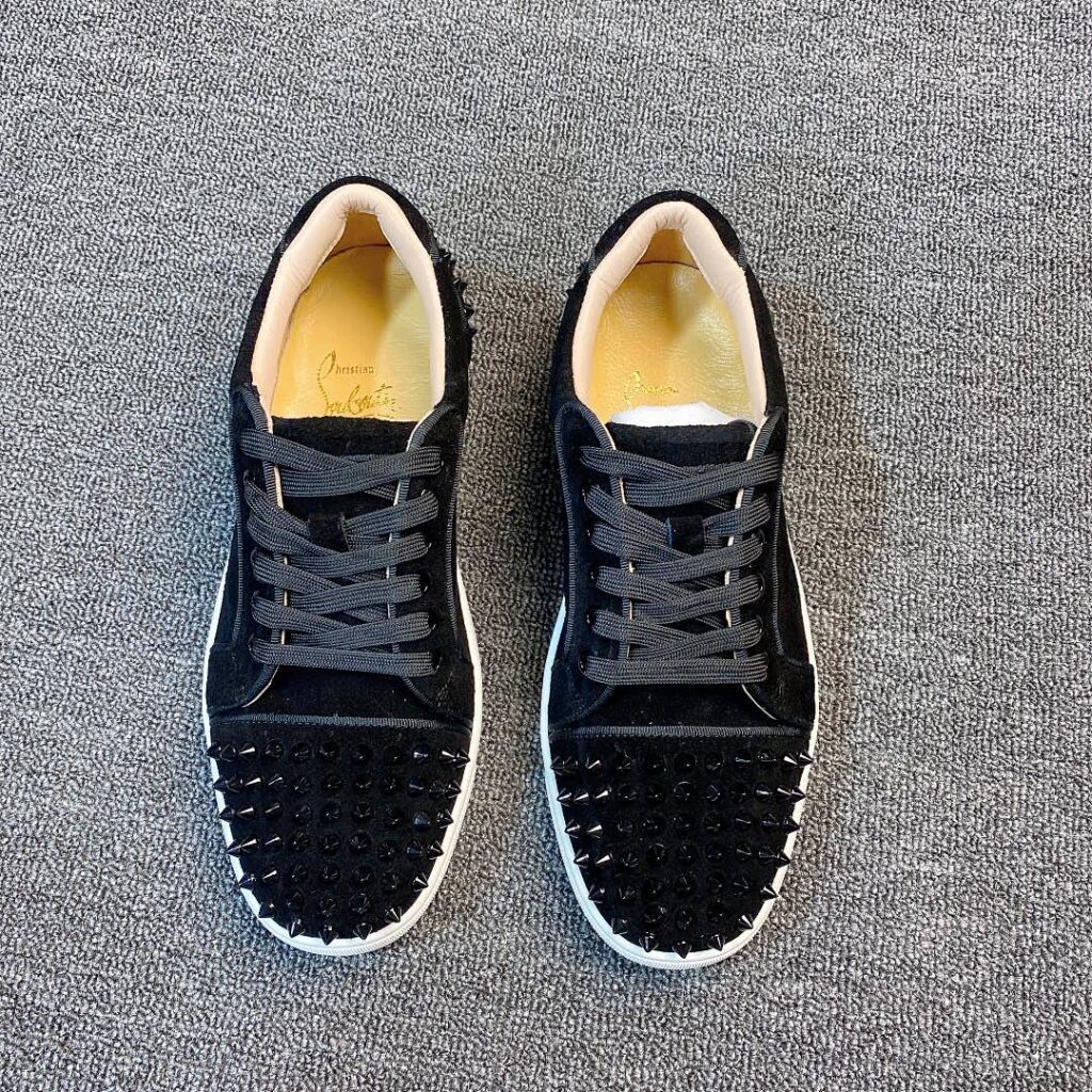 Christian Louboutin Shoe Style 2901130