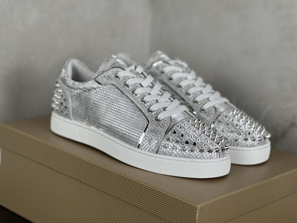 Christian Louboutin Shoe Style 2901130