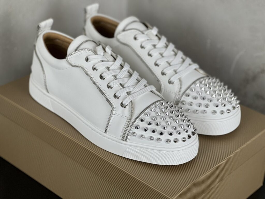 Christian Louboutin Shoe Style 2901130
