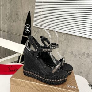 Christian Louboutin Shoe Style 2703330