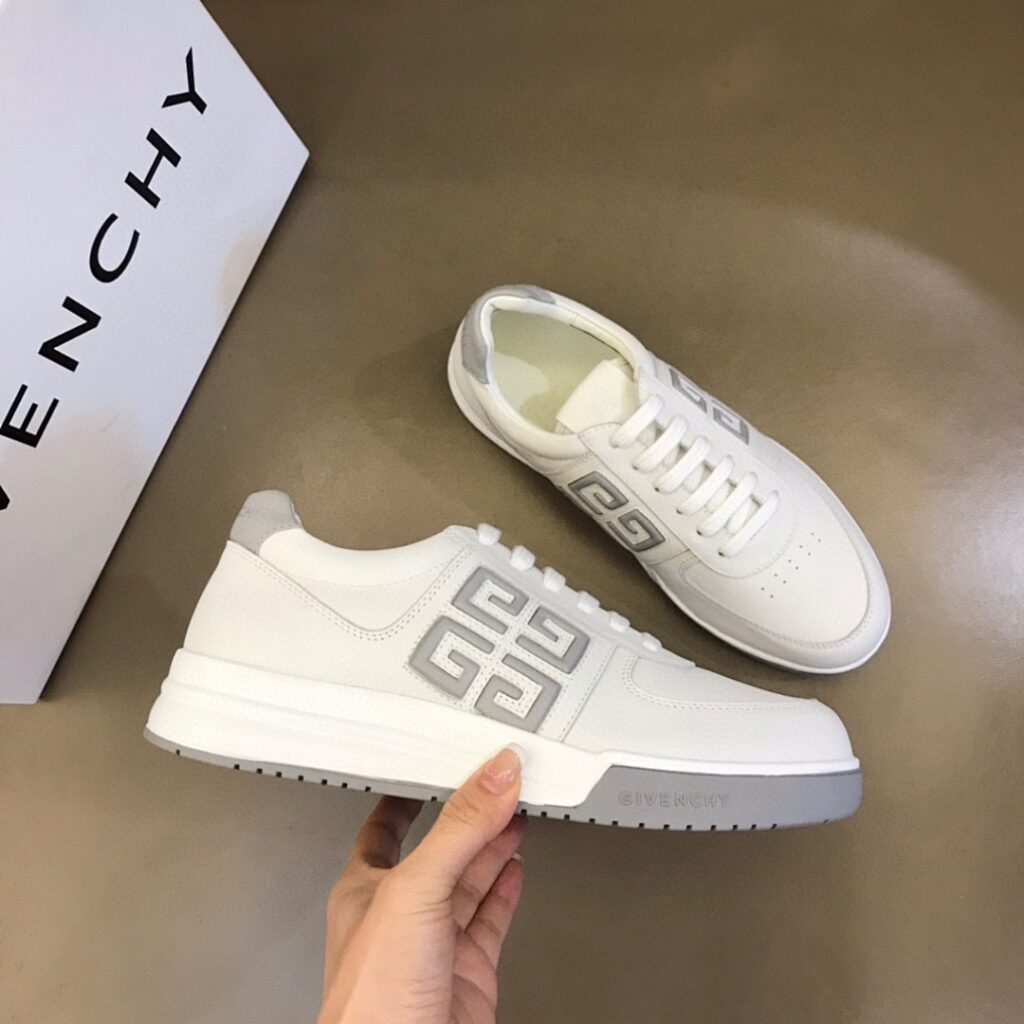 Givenchy Shoe Style 3001126