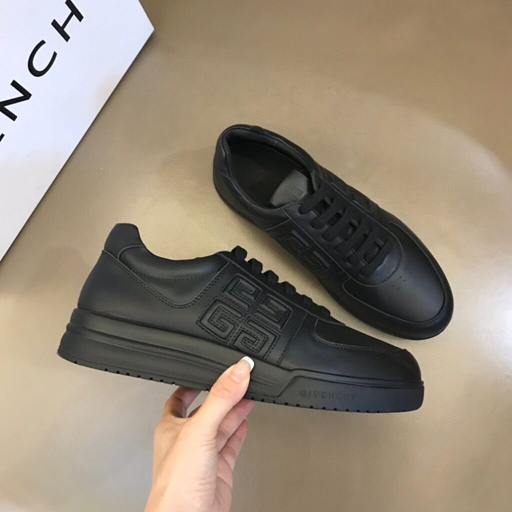 Givenchy Shoe Style 3001126