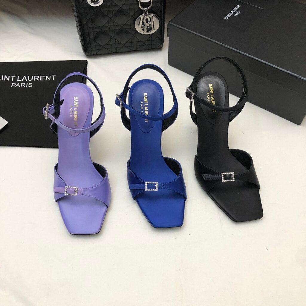 Saint Laurent Shoe Style 3201112