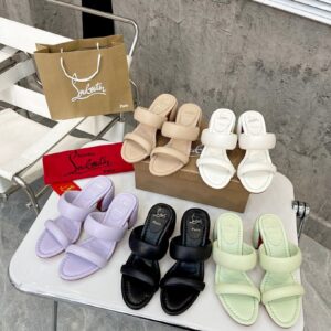 Christian Louboutin Shoe Style 2203425