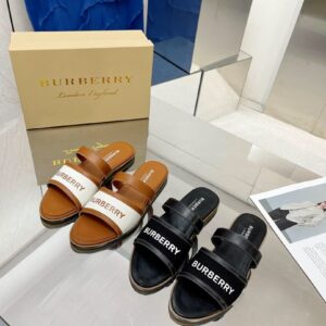 Balenciaga Shoe Style 1803427