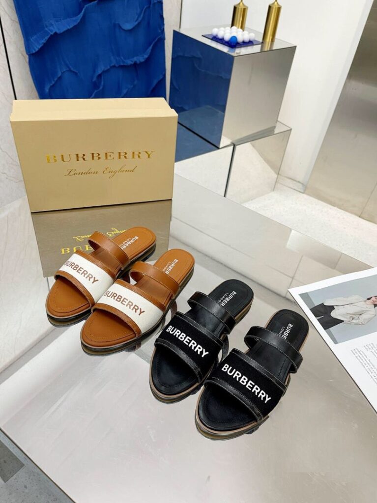 Balenciaga Shoe Style 1803427