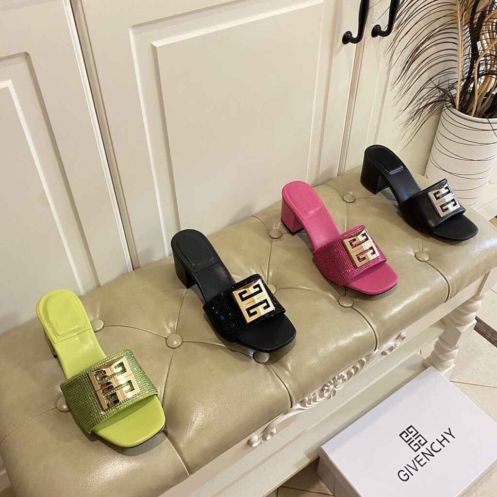 Givenchy Shoe Style 2701134