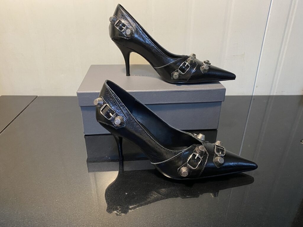 Balenciaga Shoe Style 3202356