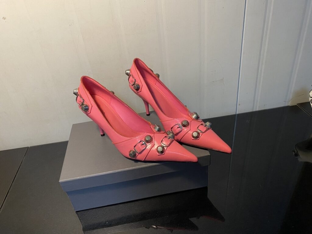 Balenciaga Shoe Style 3202356