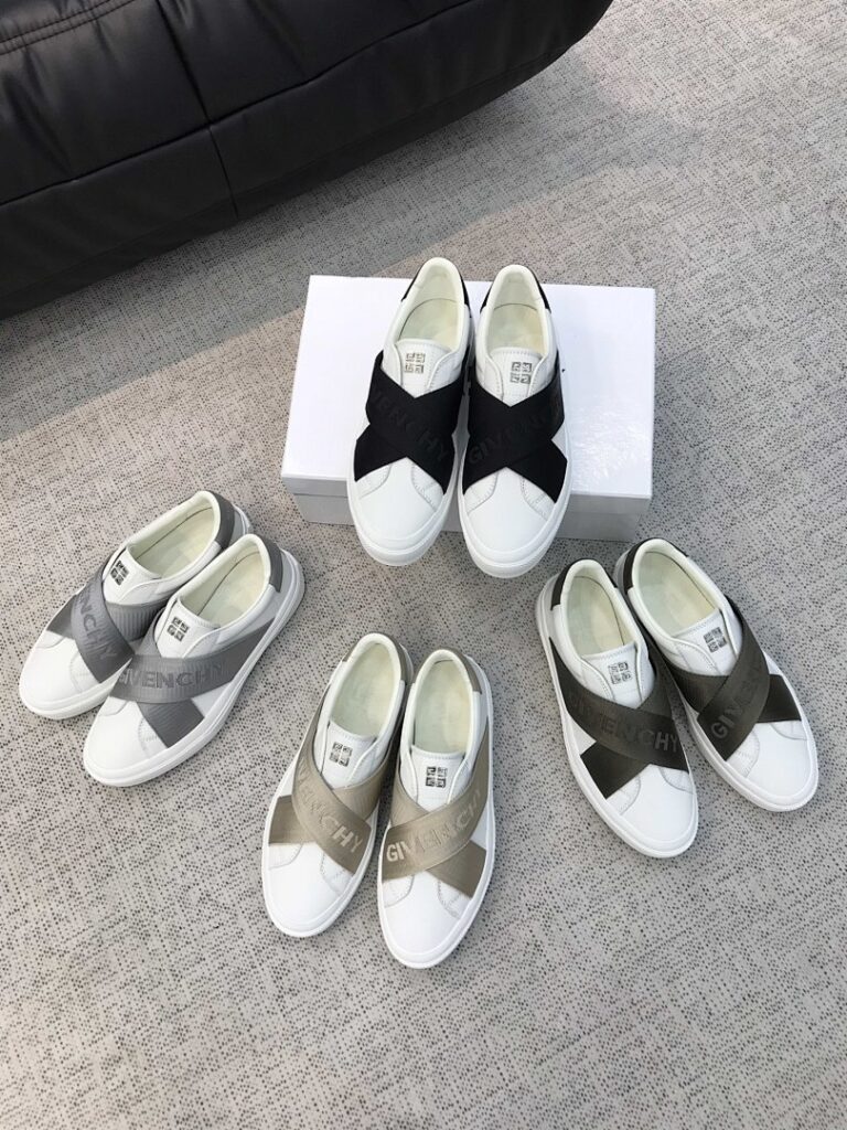 Givenchy Shoe Style 2301126