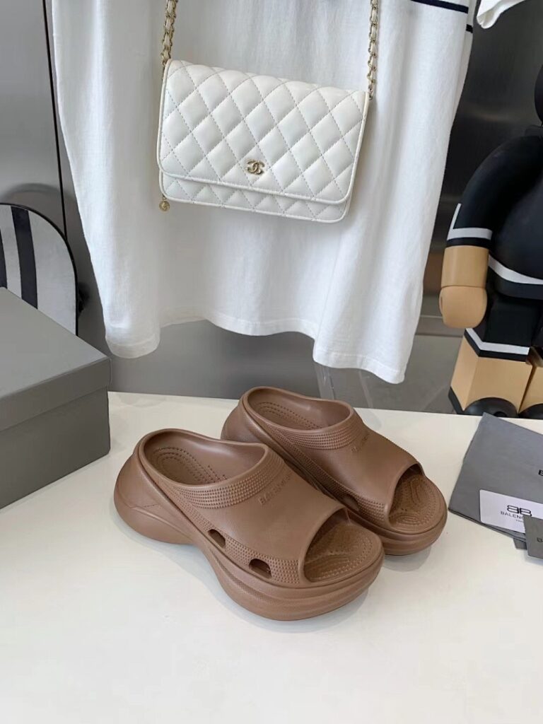 Balenciaga Shoe Style 2103618