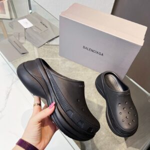 Balenciaga Shoe Style 2103618