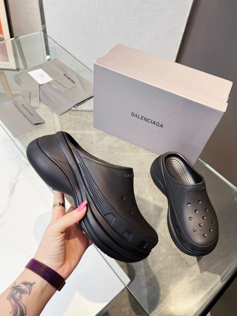 Balenciaga Shoe Style 2103618