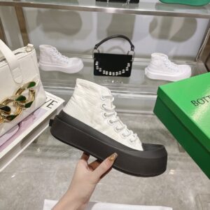 Bottega Veneta Shoe Style 2701150