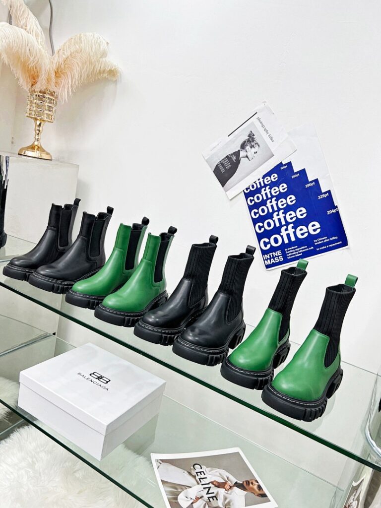 Balenciaga Shoe Style 3002381