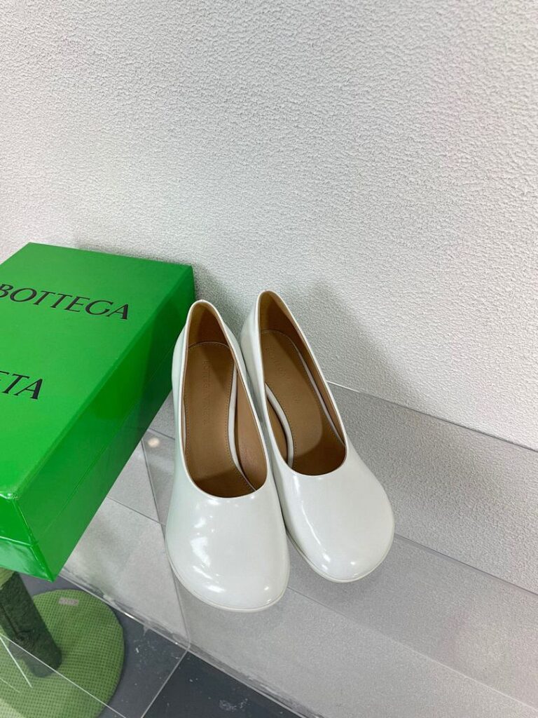 Bottega Veneta Shoe Style 2903831
