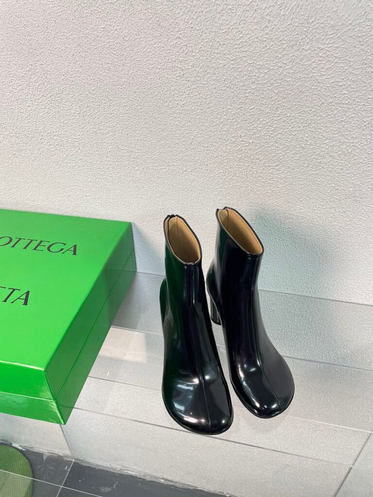 Bottega Veneta Shoe Style 3403831