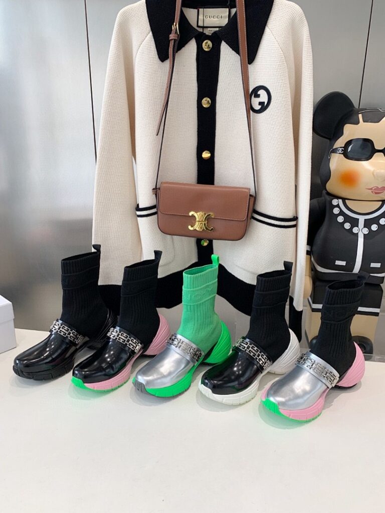 Givenchy Shoe Style 3303113