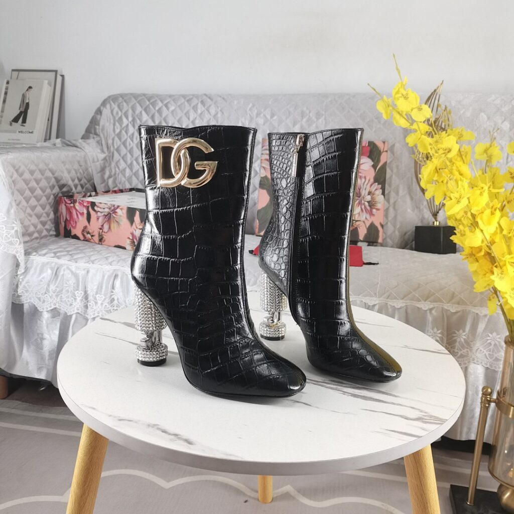 Dolce & Gabbana Shoe Style 4903113