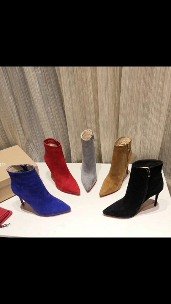 Christian Louboutin Shoe Style 2801133