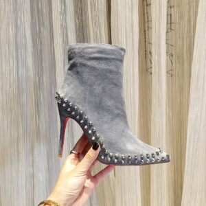Christian Louboutin Shoe Style 3101133