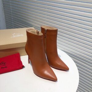 Christian Louboutin Shoe Style 3001133