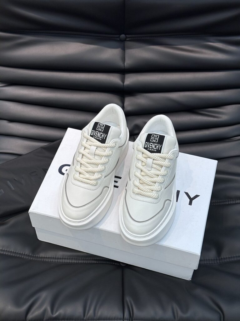 Givenchy Shoe Style 2701126