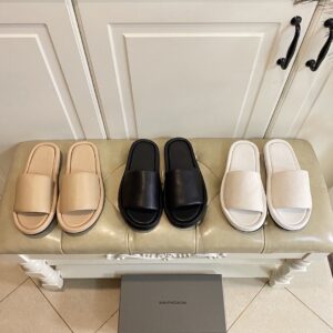 Balenciaga Shoe Style 2201134