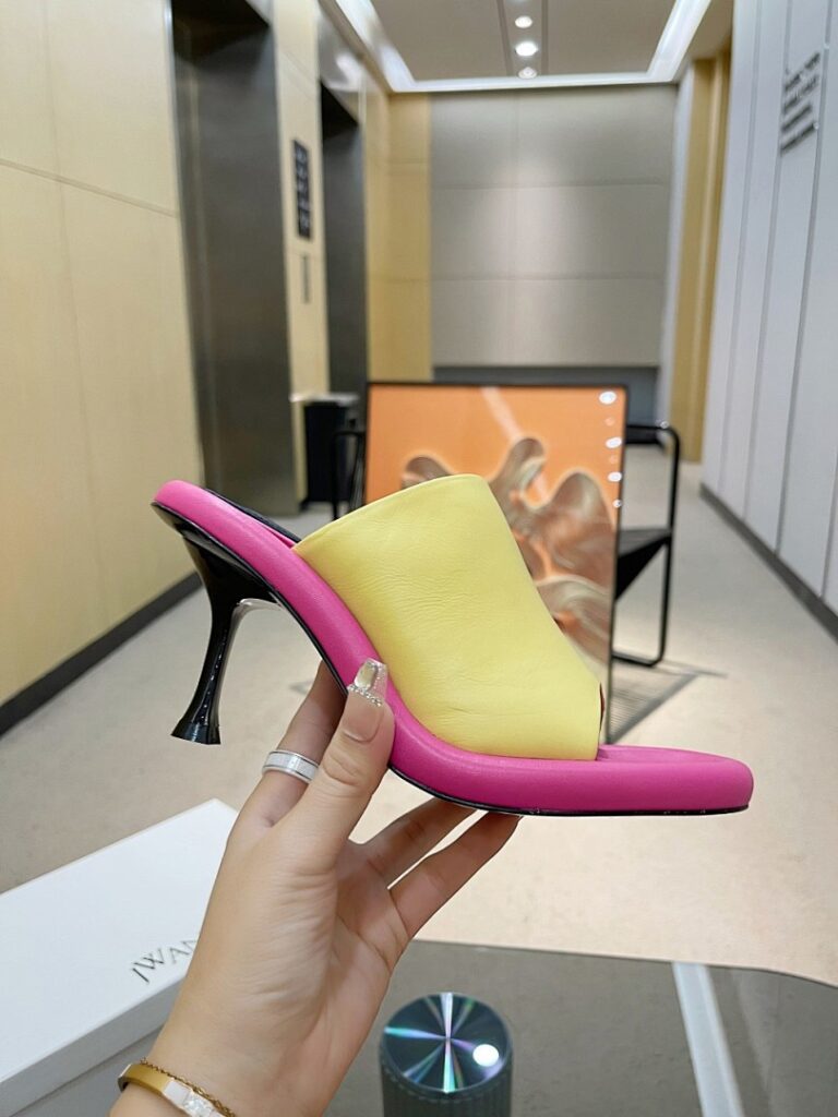 Shoe Style 2802441