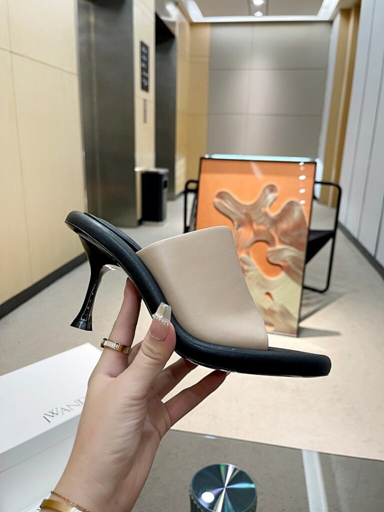 Shoe Style 2802441