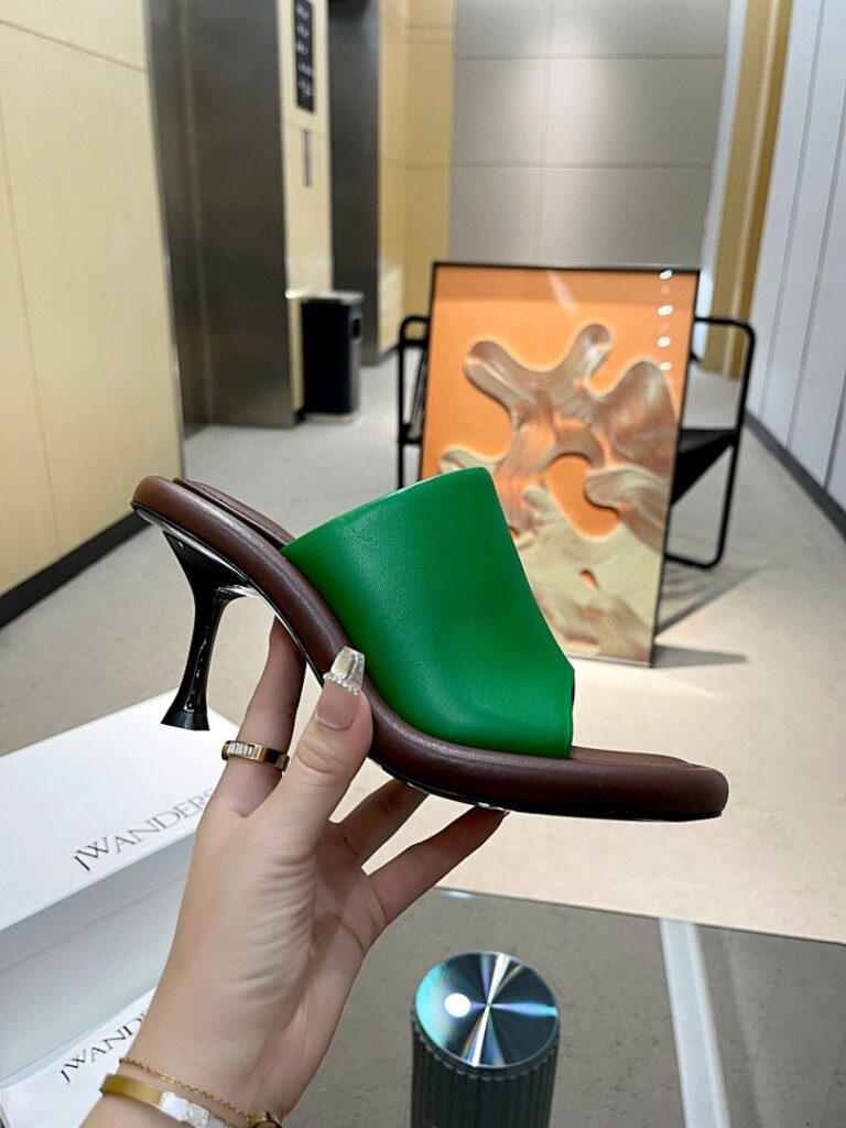 Shoe Style 2802441