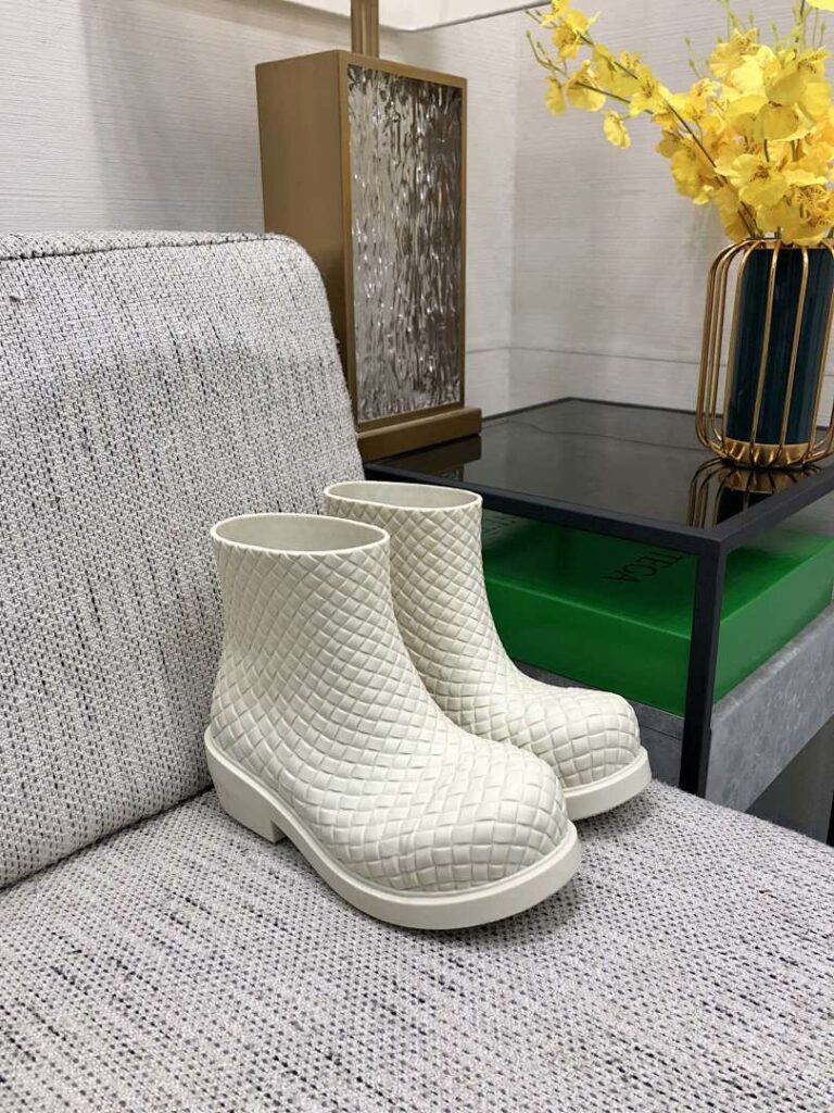 Bottega Veneta Shoe Style 2602443