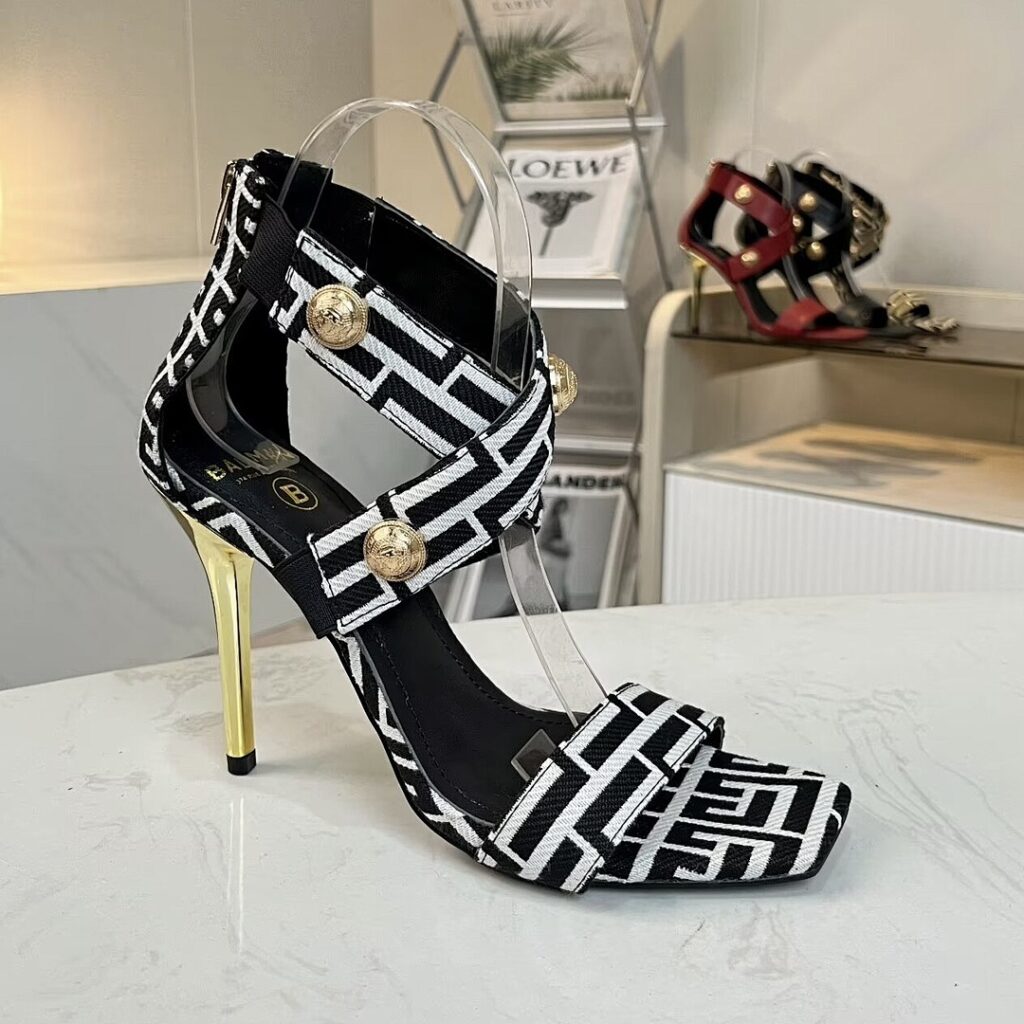Shoe Style 2201132