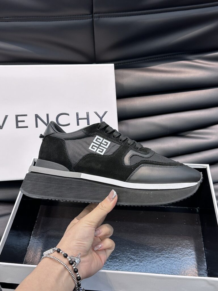 Givenchy Shoe Style 2901126