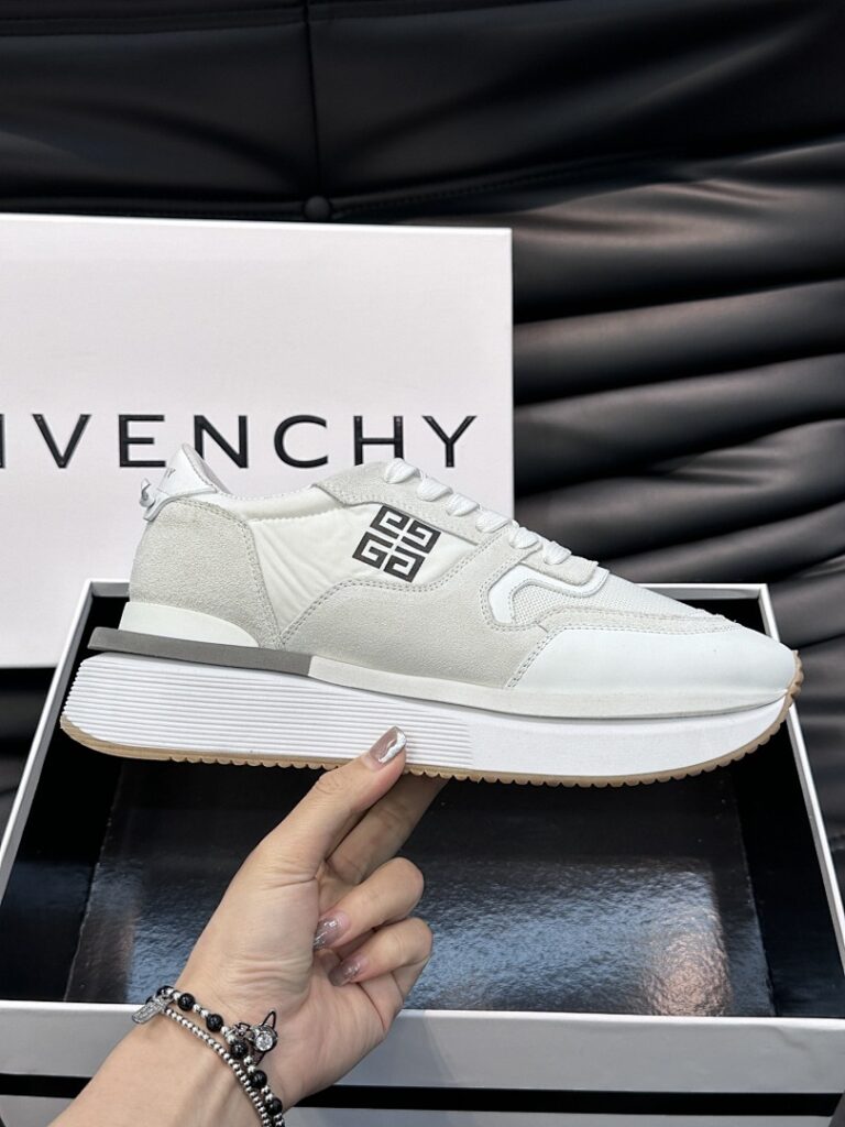 Givenchy Shoe Style 2901126