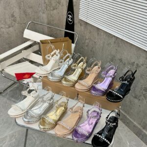 Christian Louboutin Shoe Style 2904421