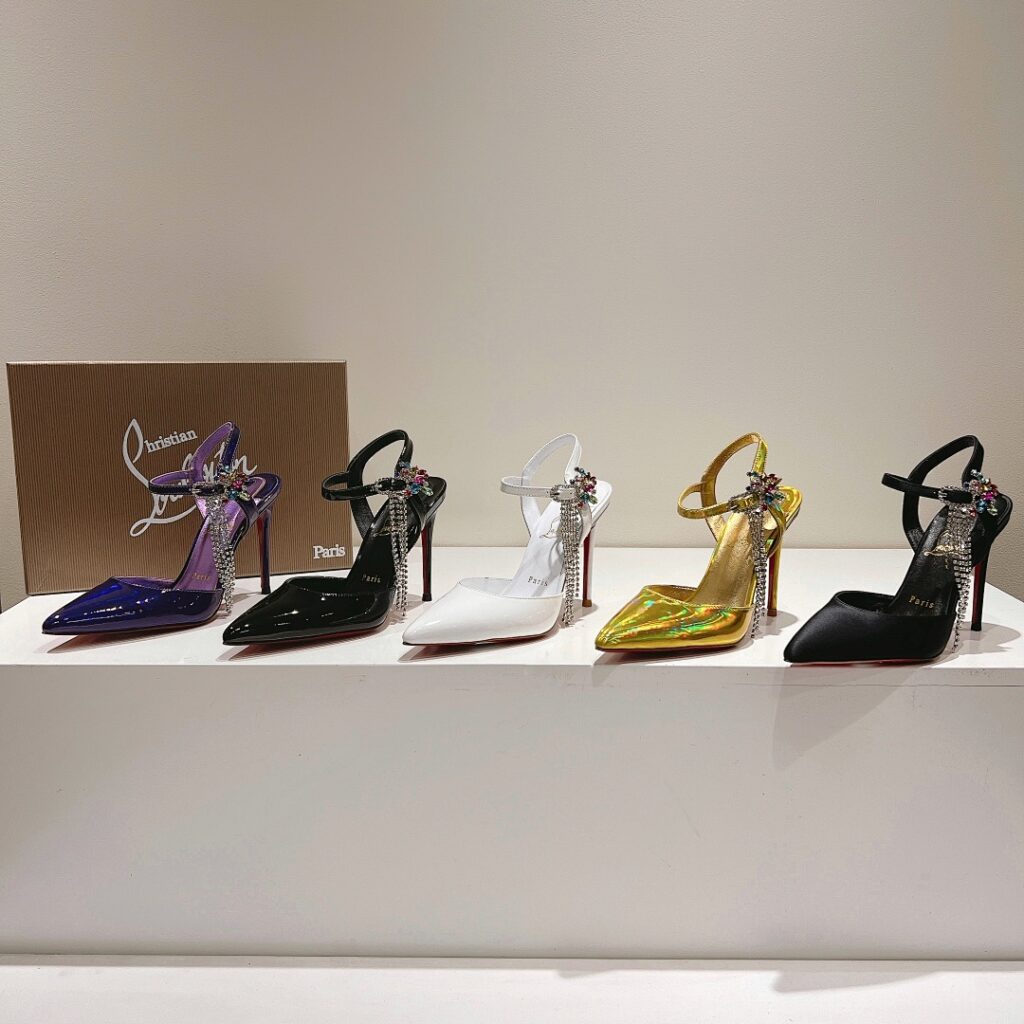 Christian Louboutin Shoe Style 3101135