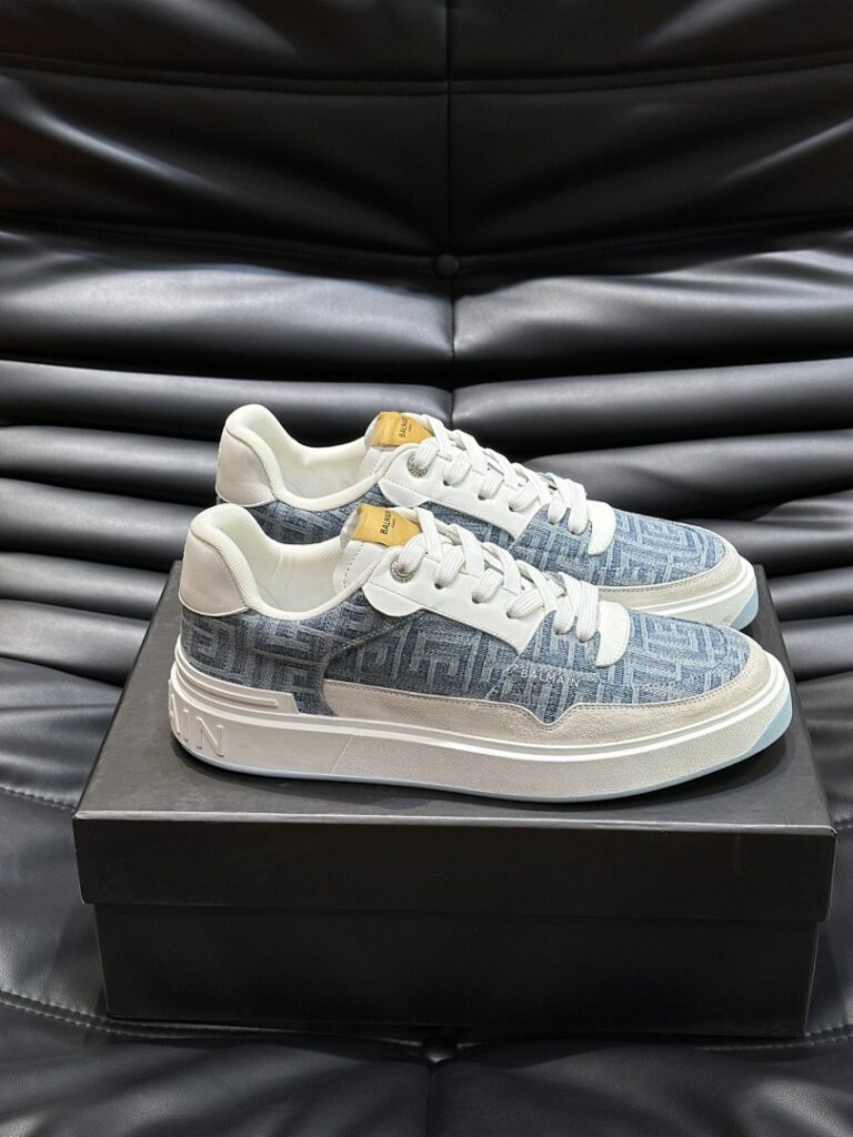 Shoe Style 2401126