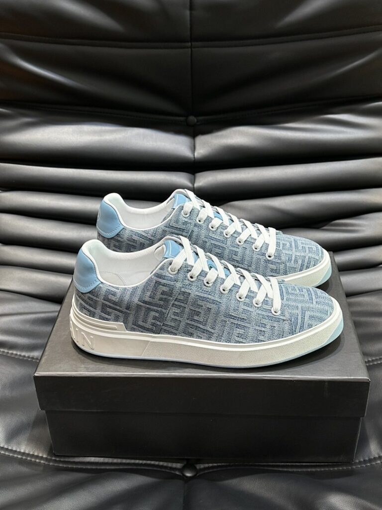 Shoe Style 2401126