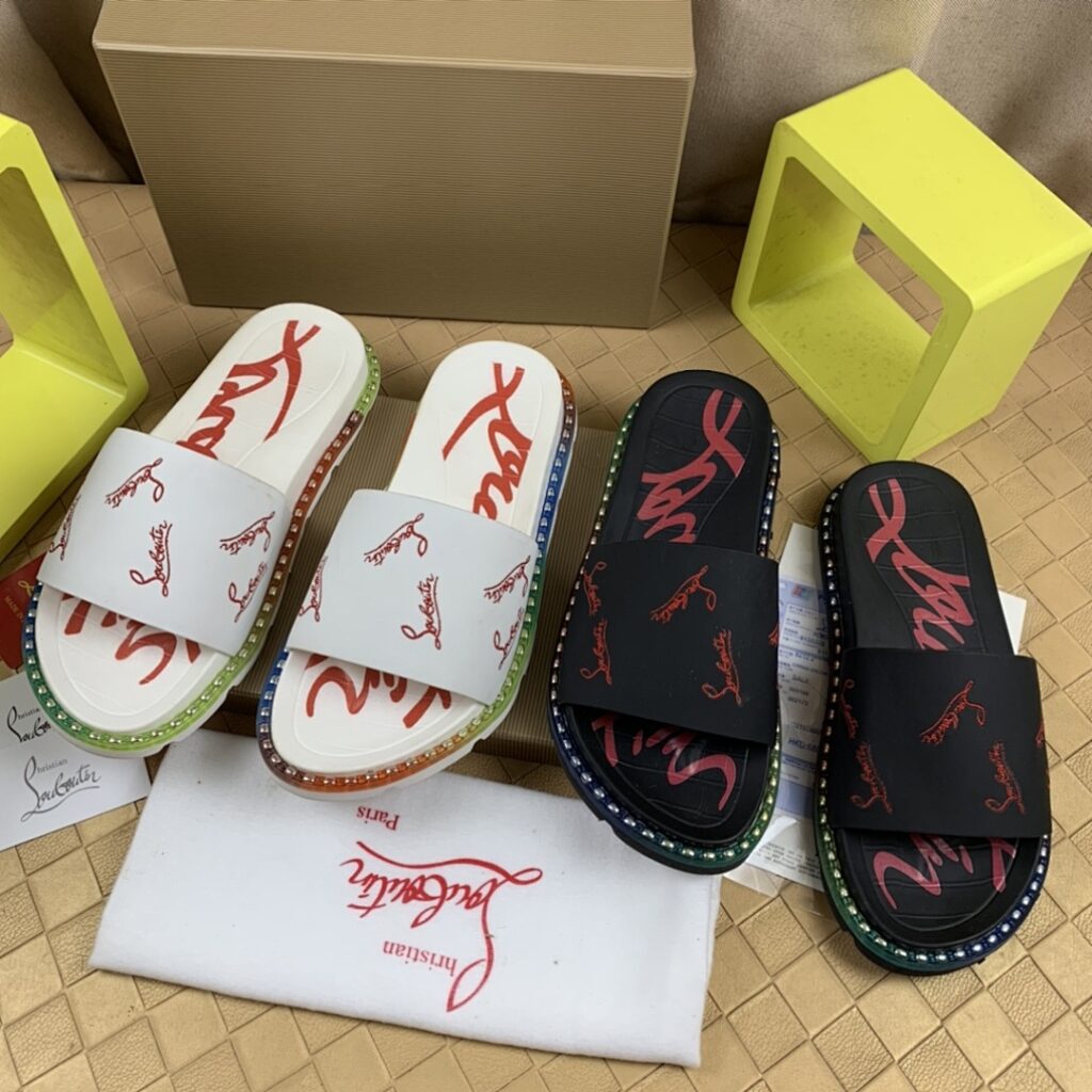 Christian Louboutin Shoe Style 1801158
