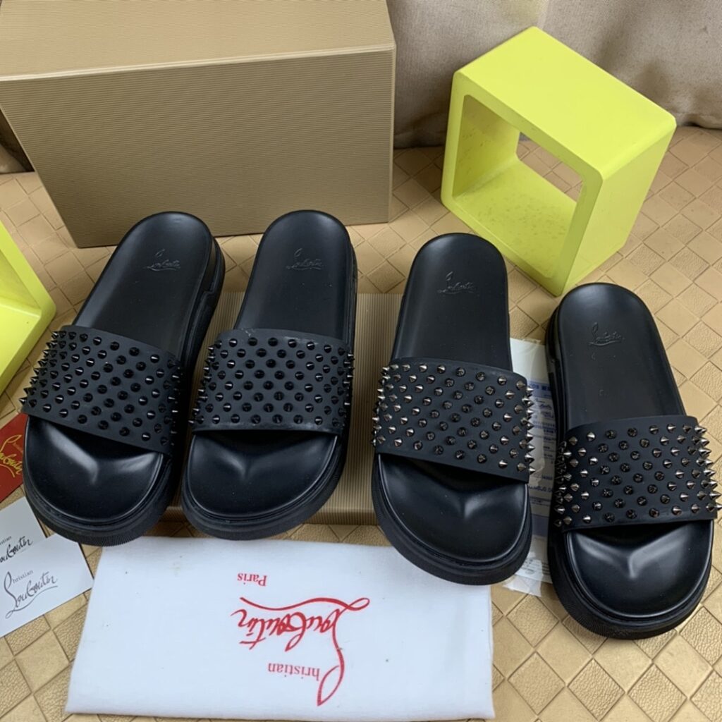 Christian Louboutin Shoe Style 1901158